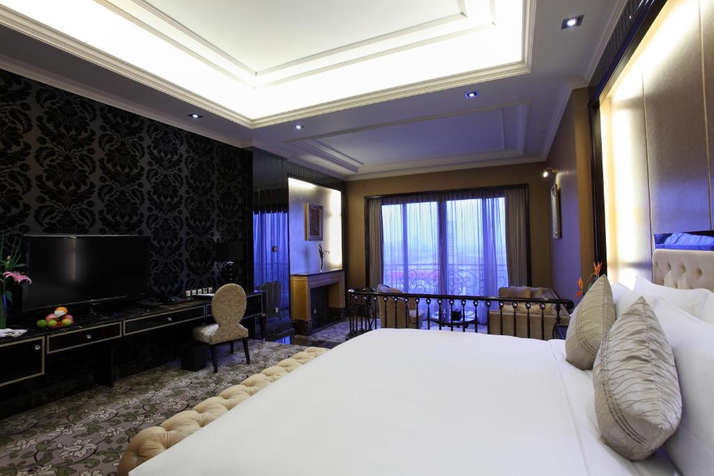 Двухместный (Номер «Шато Премьер» с кроватью размера «king-size»), Chateau Star River Pudong Shanghai