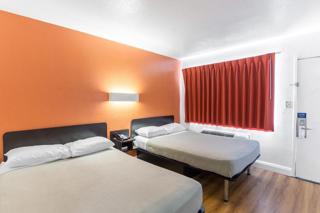 Motel 6 - Pensacola West photo 4