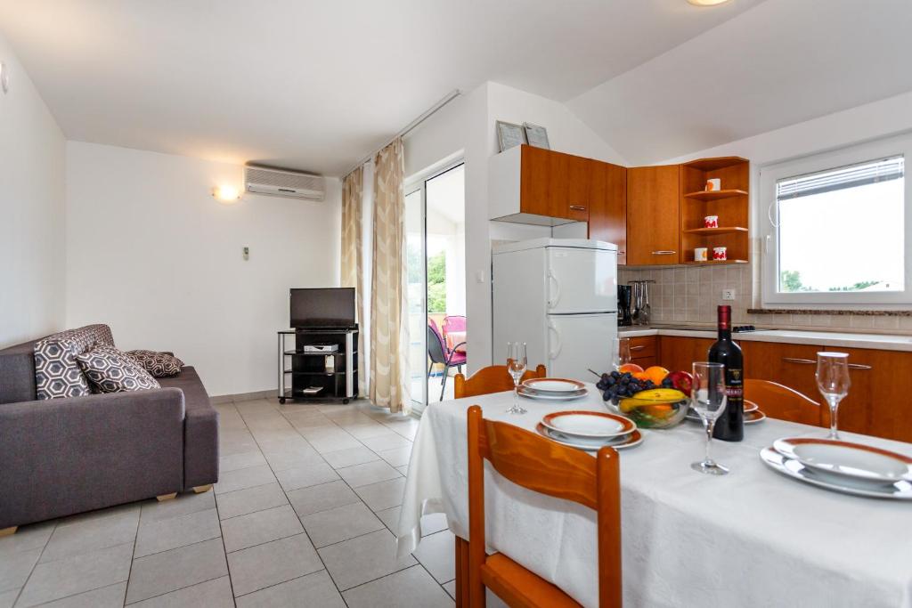Villa Luka photo 4