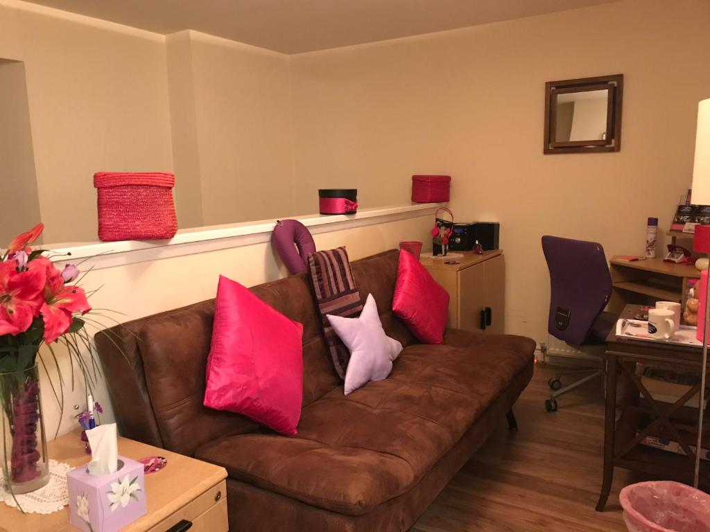 City Centre Executive Apartment - Private Parking, Gym & Sauna photo 4
