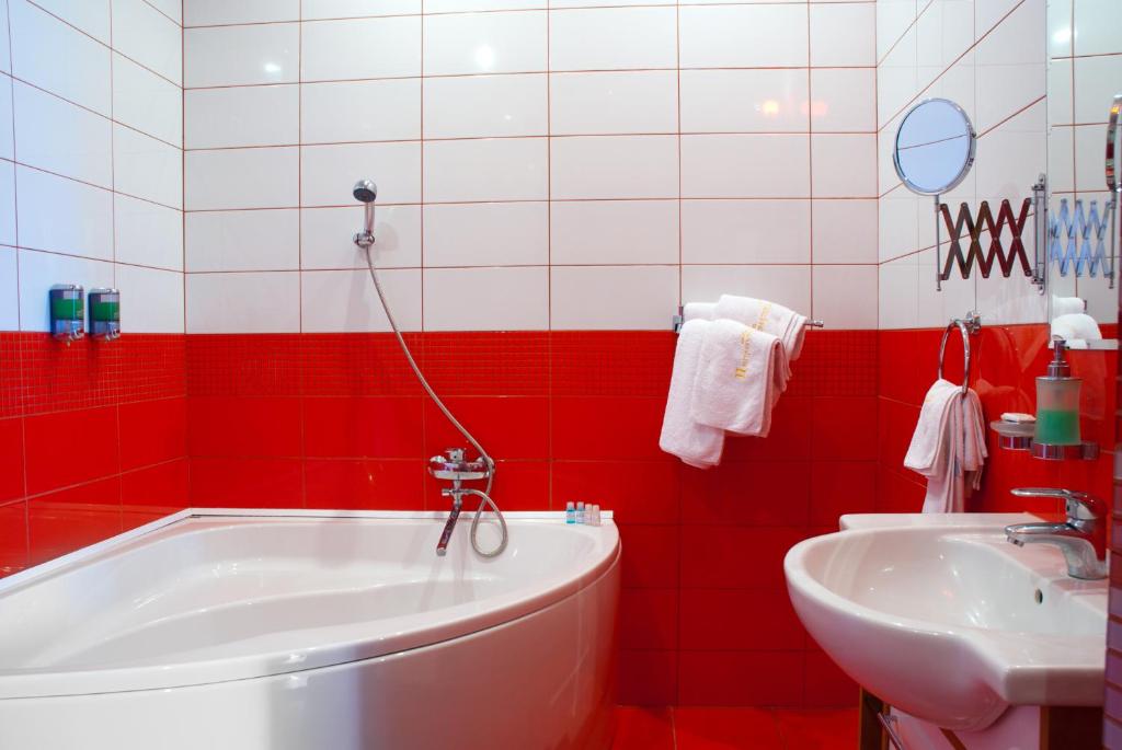 Tsentralniy Hotel photo 4