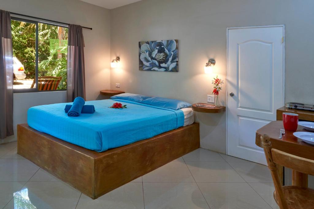 Playa Negra Surf Lodge photo 1