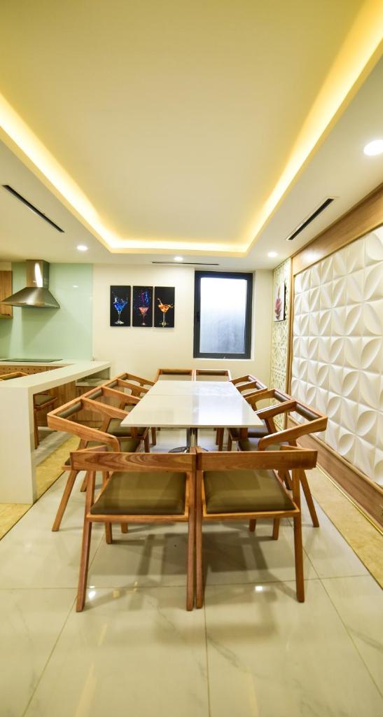 Ruby Hotel