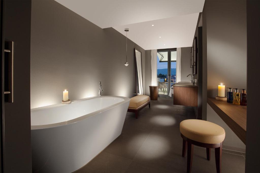 Сьюит (Люкс на крыше с кухней), ACASA Suites