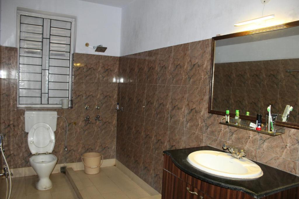 Двухместный (Двухместный номер Делюкс с 1 кроватью), Chowdhury's Guest House