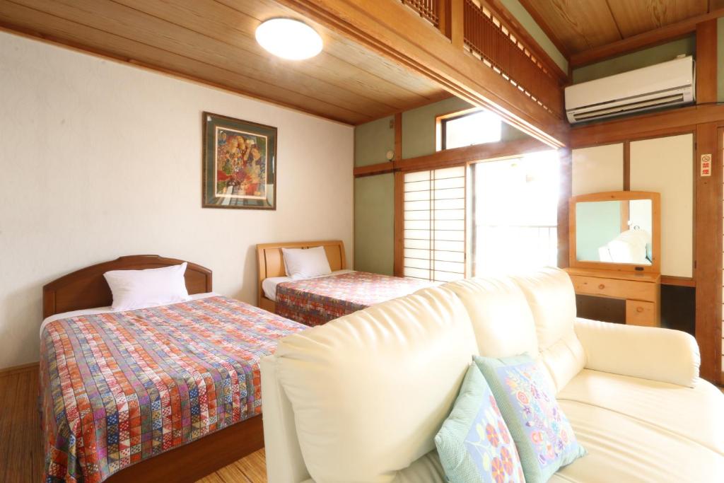 Hitoyoshi Morinohall Ladies in - Female Only photo 3