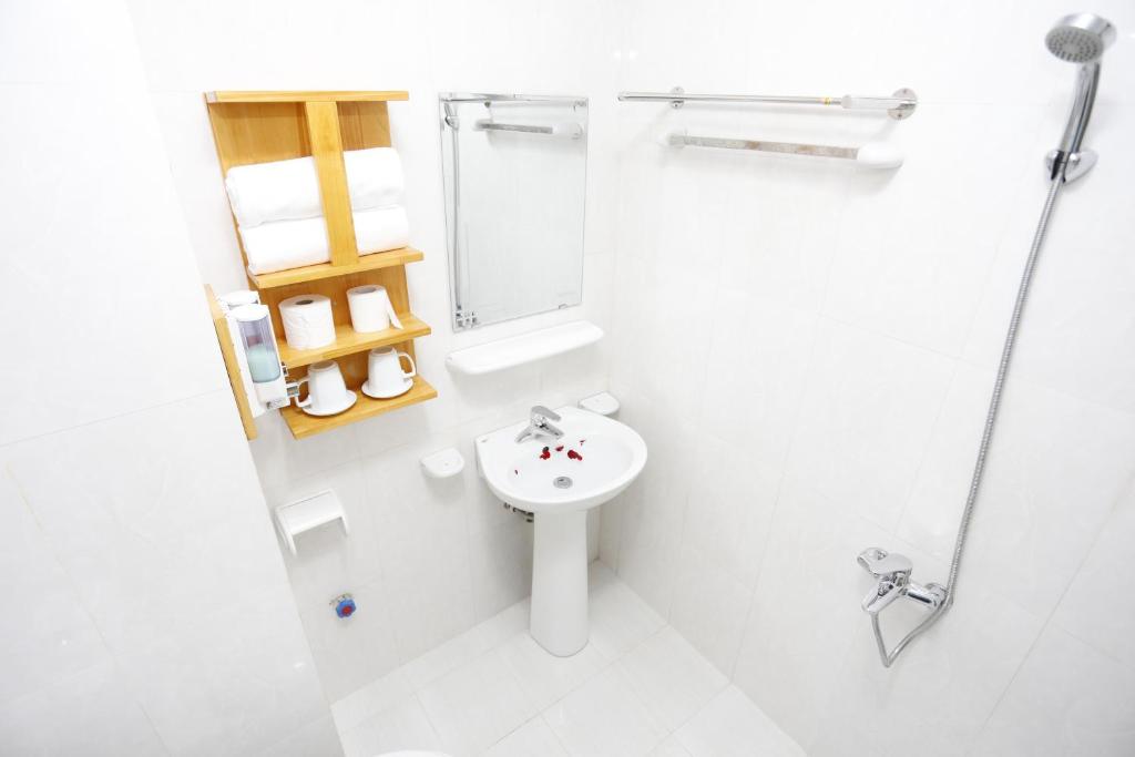 Двухместный (Двухместный номер Делюкс с 2 отдельными кроватями), Ha Noi Hotel