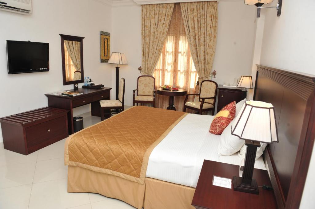 Двухместный (Двухместный номер Делюкс с 1 кроватью), Al Maha International Hotel