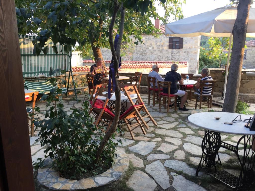 Mavras Tas Odalar photo 3