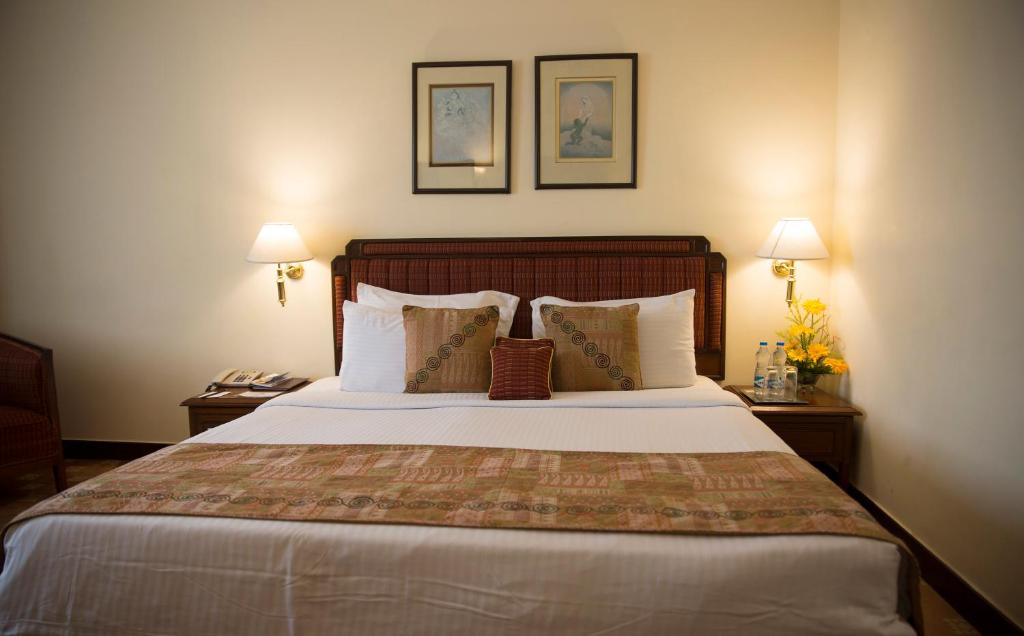 Сьюит (Suite - 20% discount on F&B), The Peerless Inn