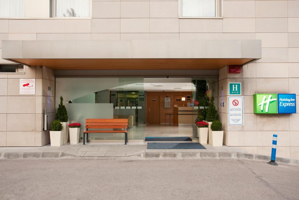 Holiday Inn Express Barcelona - Montmeló, an IHG Hotel photo 3
