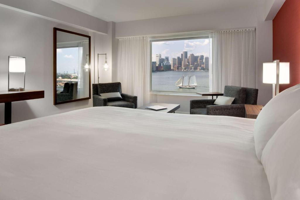Hyatt Regency Boston Harbor photo 3