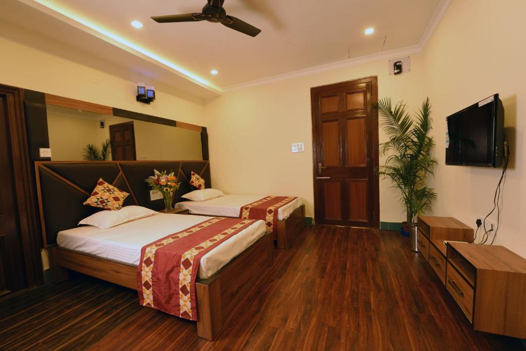 Двухместный (Большой двухместный номер с 1 кроватью), Chowdhury's Guest House