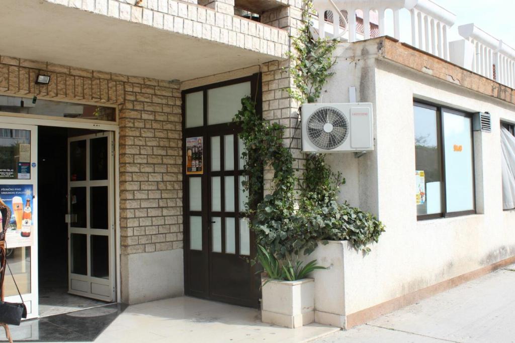 Zdenka Studio Split, Split