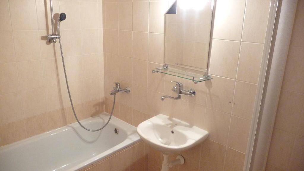 Сьюит (Люкс (для 2 взрослых)), Hotel Štadión
