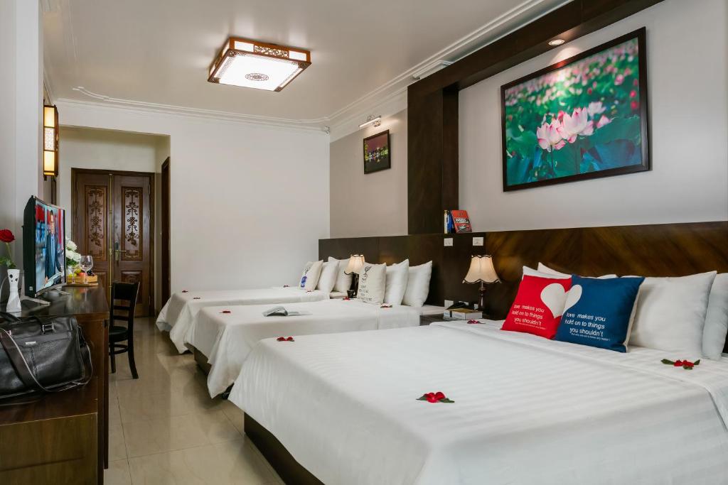 Семейный (Семейный номер с балконом), Hanoi Stella Hotel