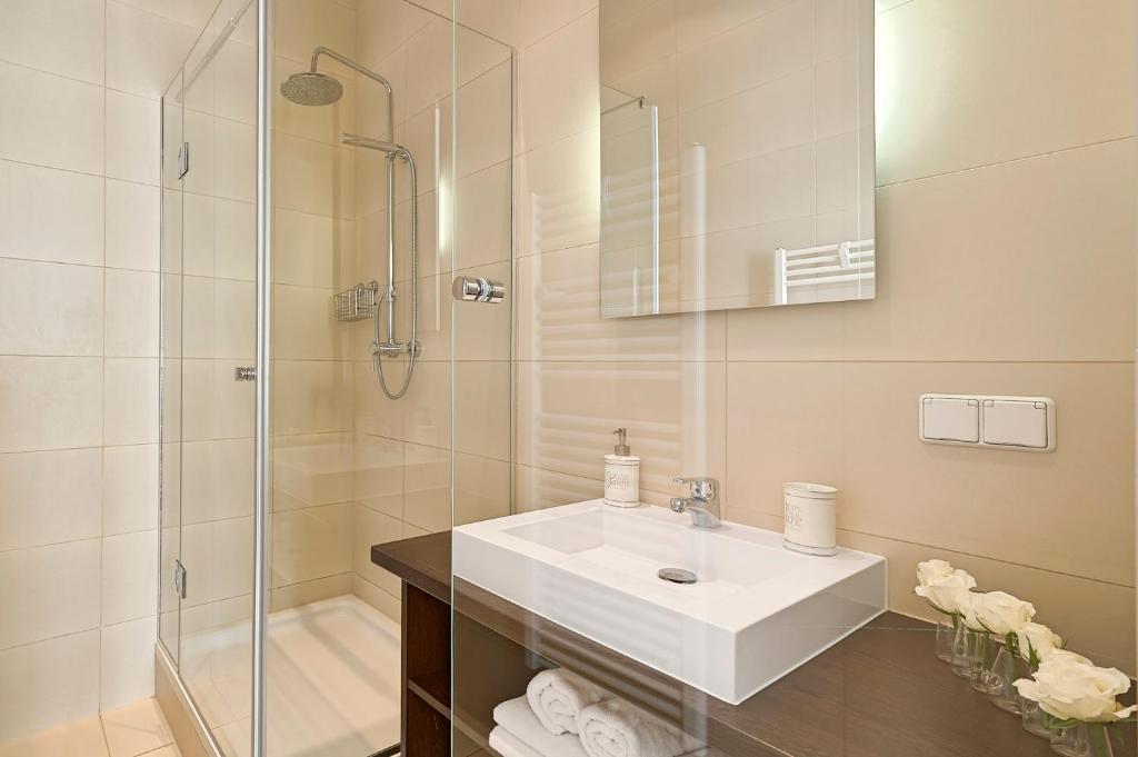Апартаменты (Люкс с 2 спальнями II С), 6 rooms