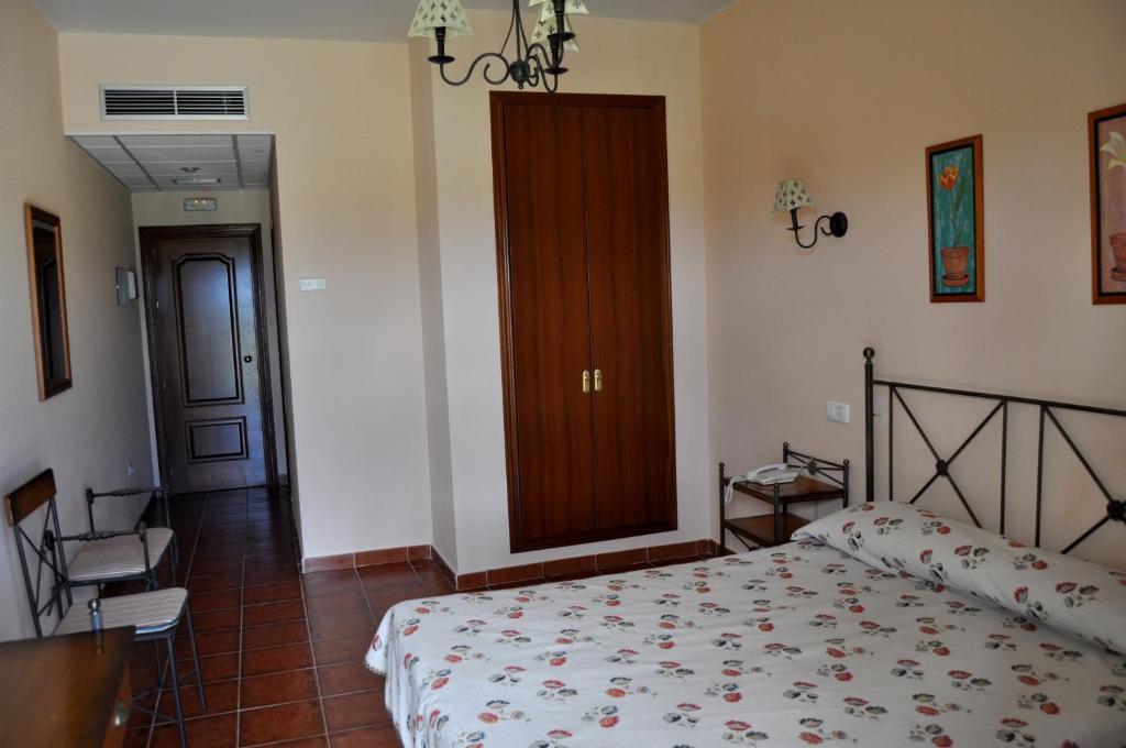 Hotel Alonso de Monroy photo 1