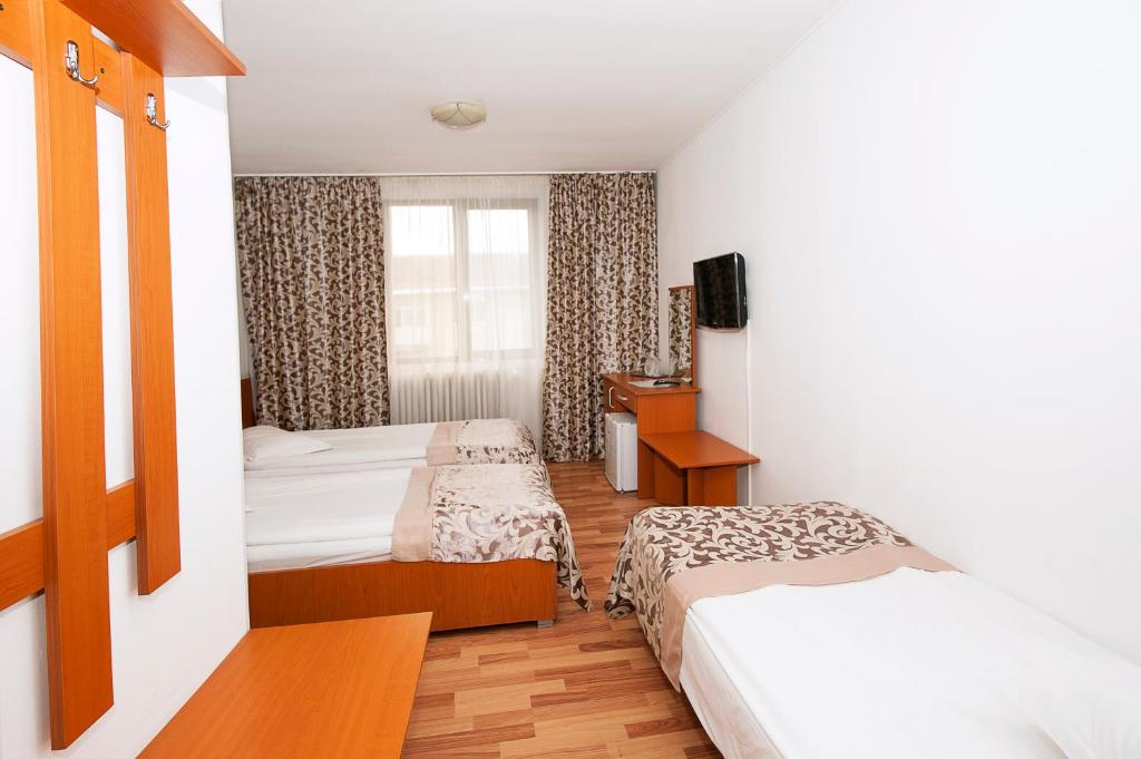 Трехместный (Трехместный номер), Hotel Ceramica