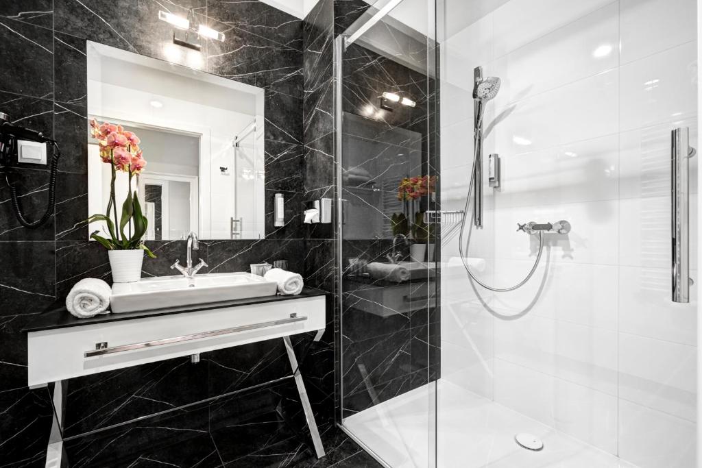 Двухместный (Двухместный номер с 2 кроватями), Unicus Palace