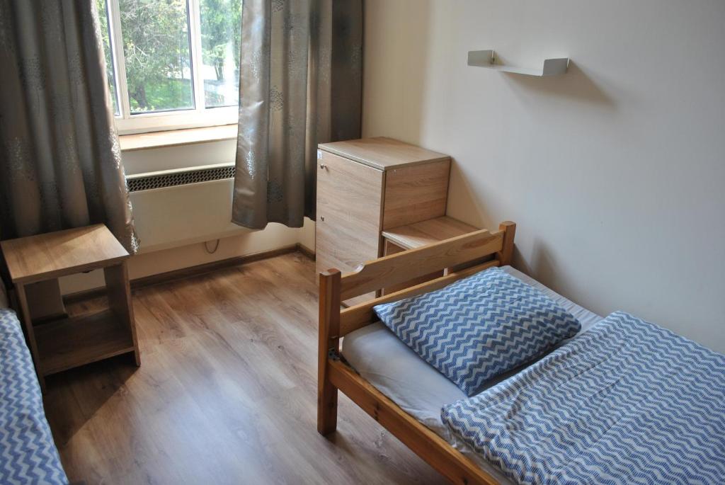Трехместный (Трехместный номер с общей ванной комнатой), Hostel Katowice Centrum