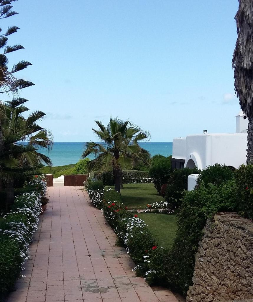 Villa meublée face à la mer, Golf et Verdure