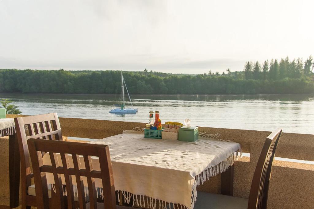 Krabi City Seaview Hotel photo 3