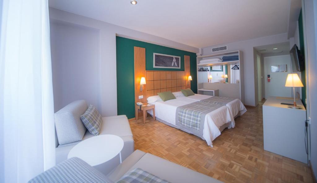 Gran Hotel de Jaca photo 2