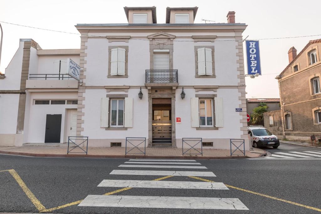 Hôtel Mets et Plaisirs photo 3