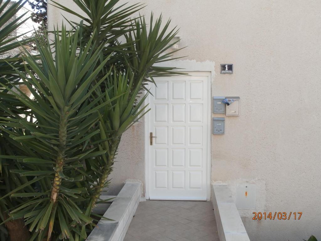 Apartment studio Mia-beach in Split photo 1