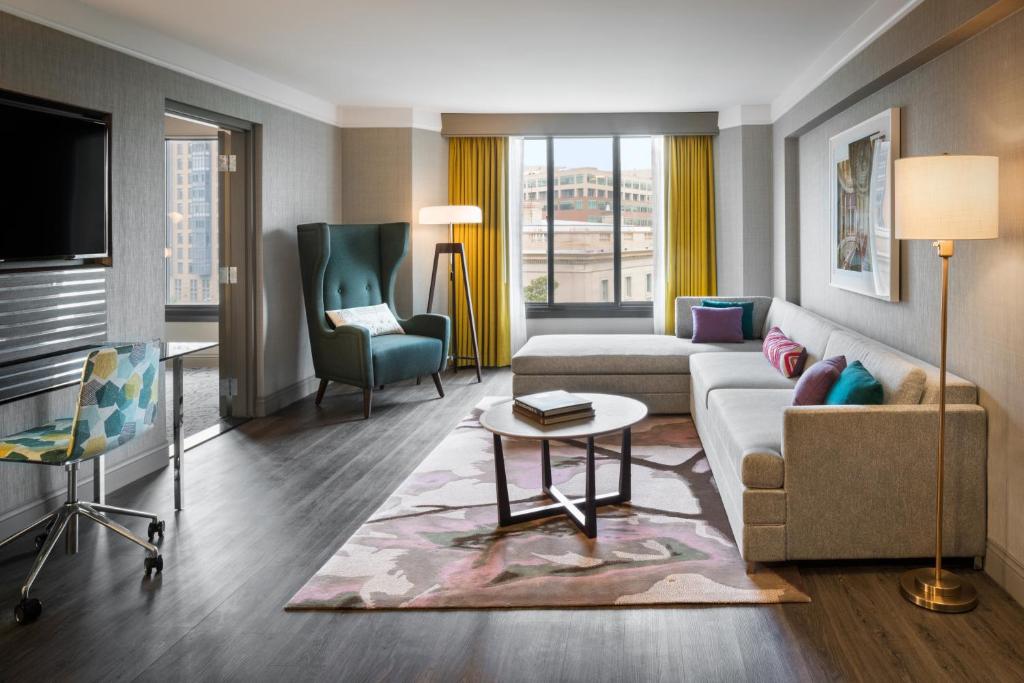 Сьюит (Люкс с 1 спальней и видом на город), The Darcy Hotel, Washington DC