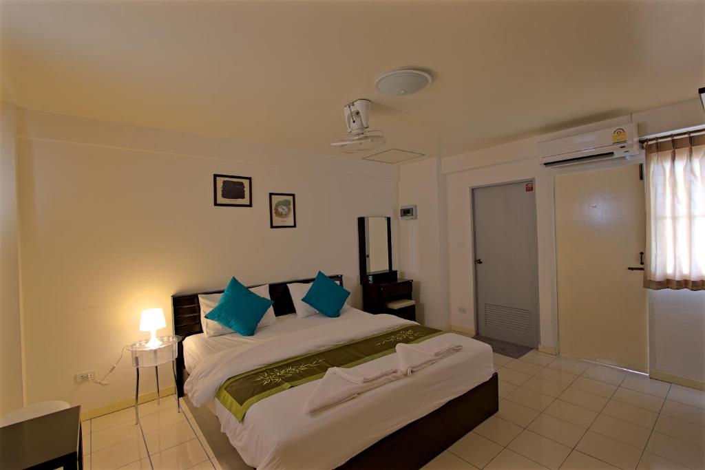 Двухместный (Стандартный двухместный номер с 1 кроватью), Charn Residence