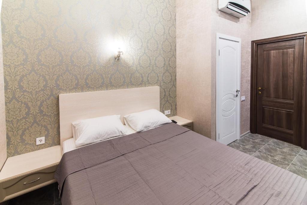 L.O.Y Family Hotel photo 4