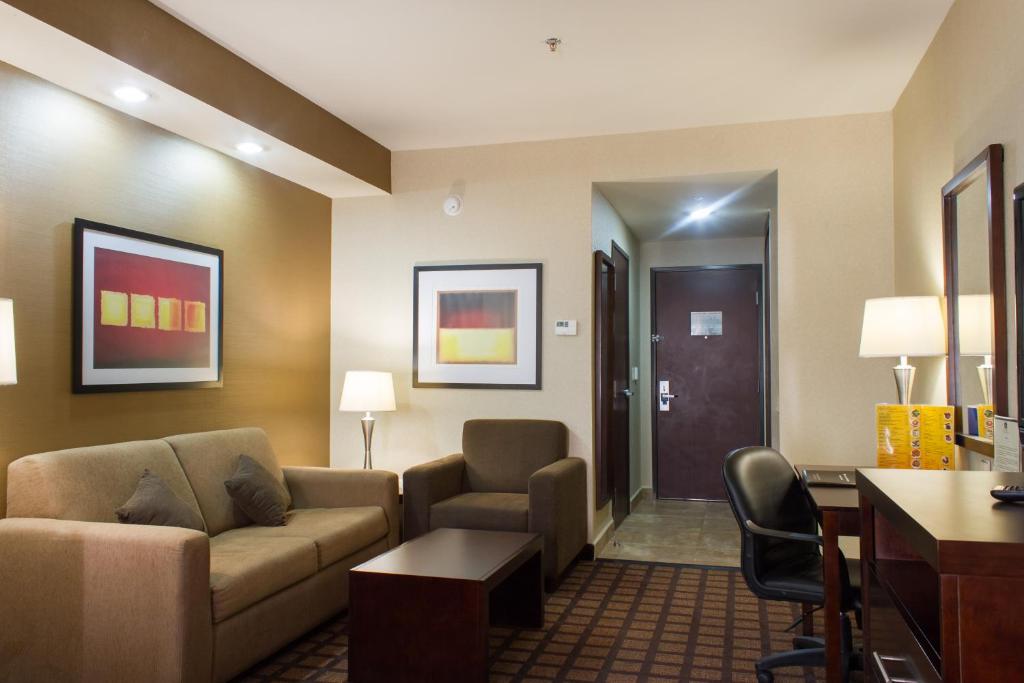 Best Western PREMIER Monterrey Aeropuerto photo 3