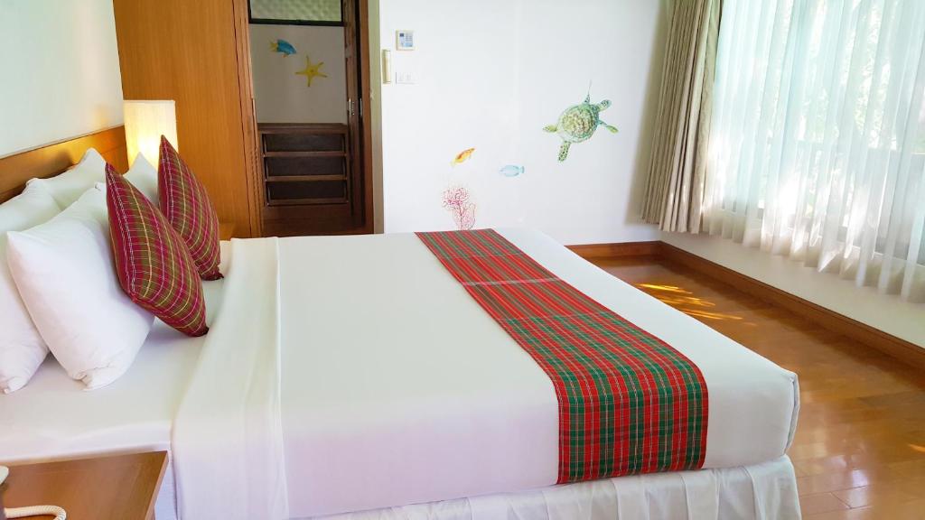 Сьюит (Люкс Cliff Beach с 2 спальнями), Курортный отель Birds and Bees Resort