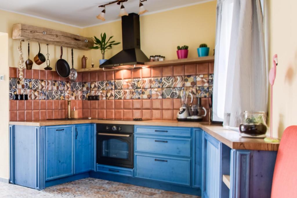 Amazing 5 bedroom house KRUMLOV 82 - 4 min walk to main square photo 2
