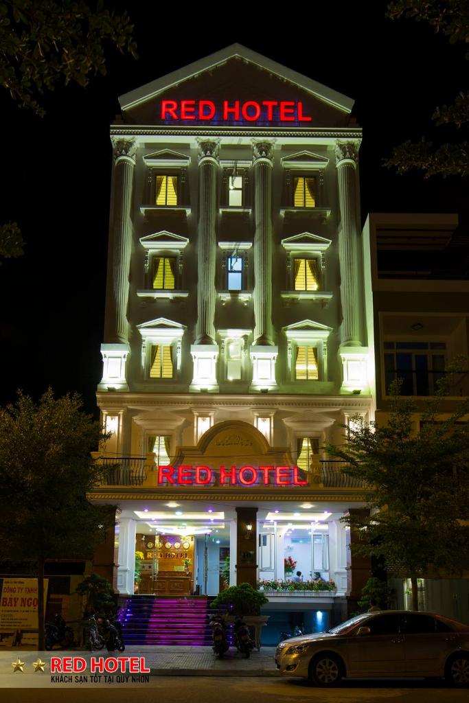 Red Hotel