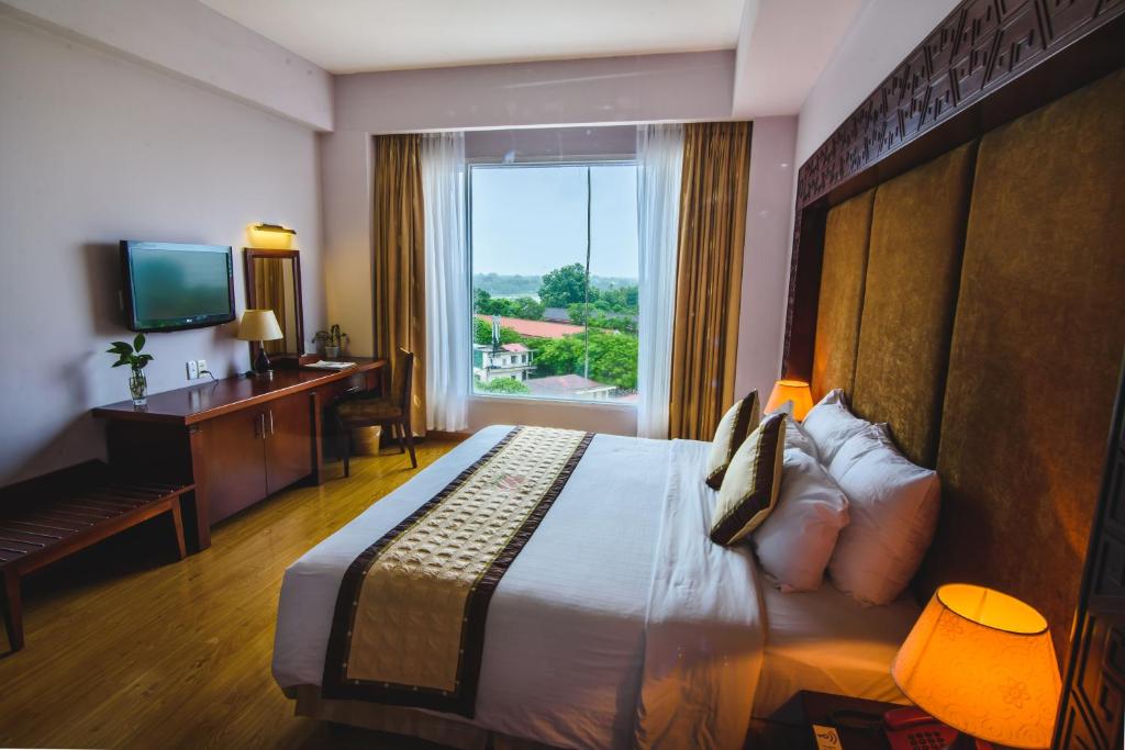 Двухместный (Люкс с видом на реку), Mondial Hotel Hue