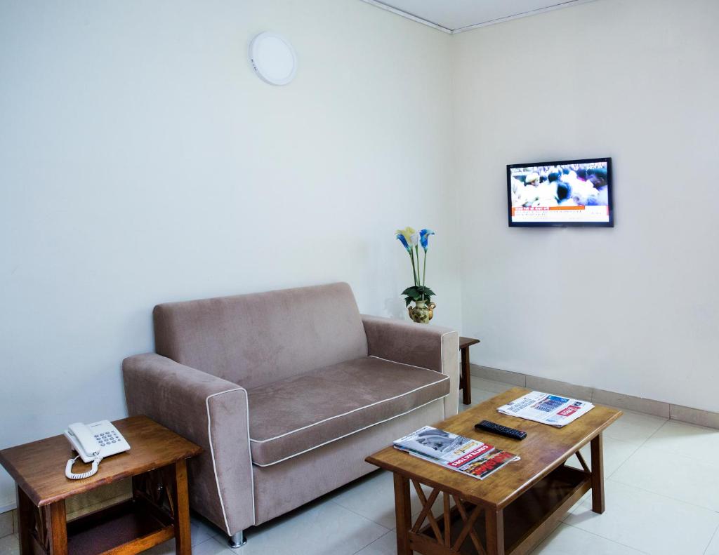 Апартаменты (Полулюкс), Nuzha Hotel Apartments