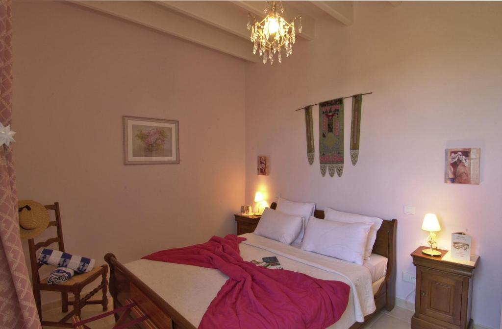 Hostellerie Clau del Loup - Logis Hotels photo 4