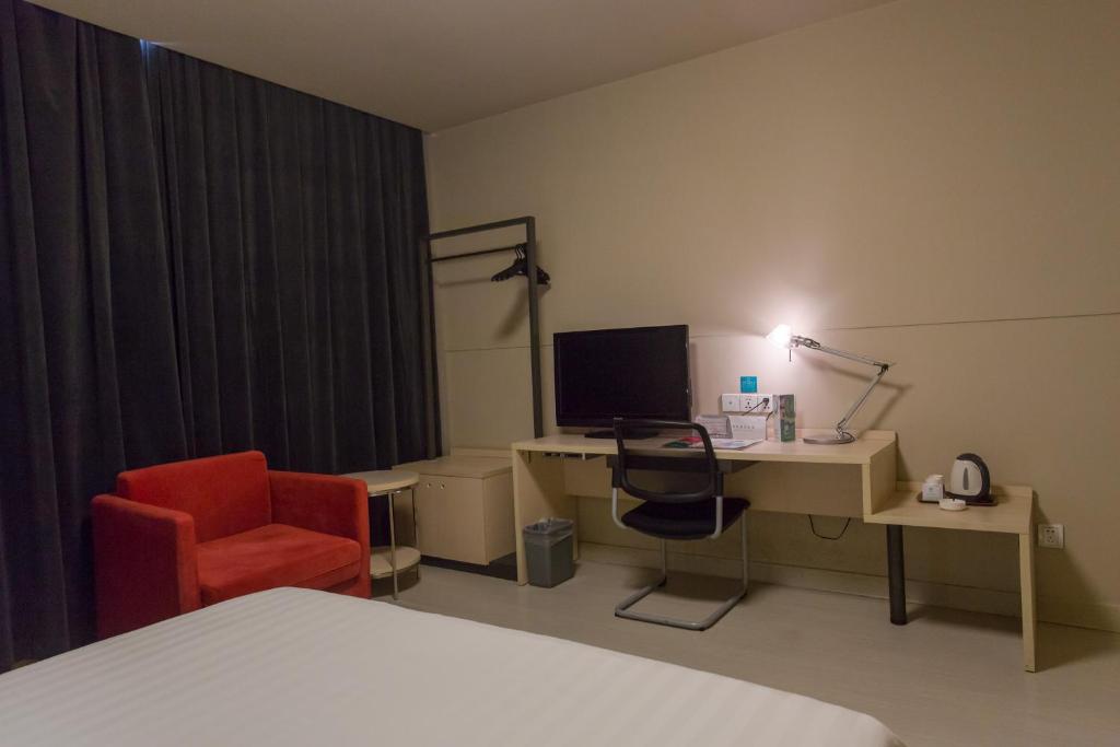 Двухместный (Двухместный номер бизнес-класса B), Jinjiang Inn Beijing East Lianshi Road