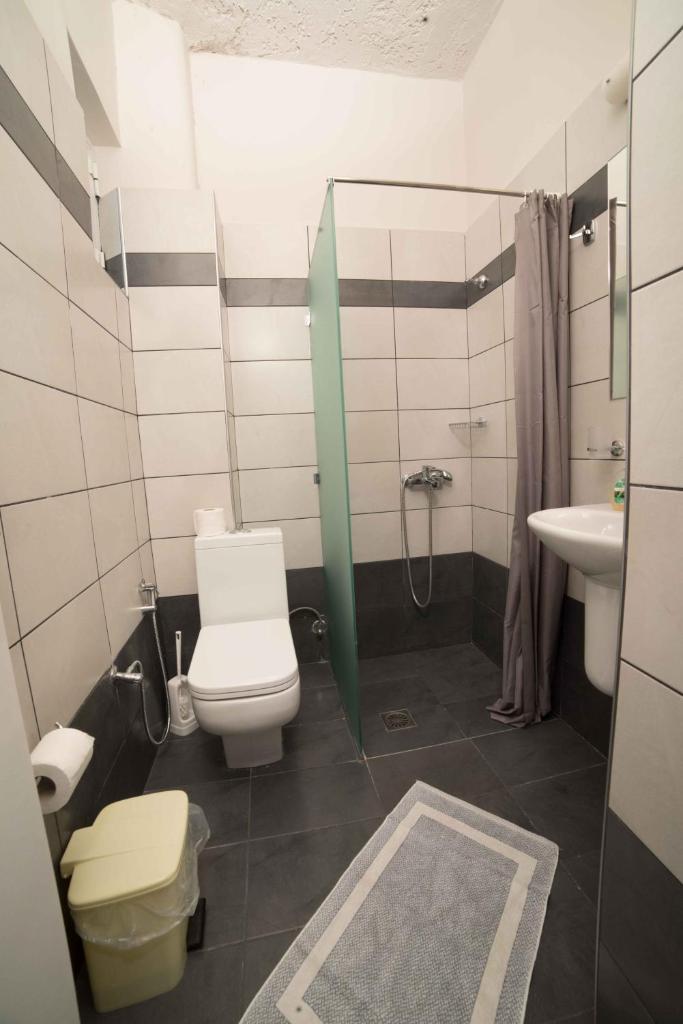 Athena Apartments photo 3