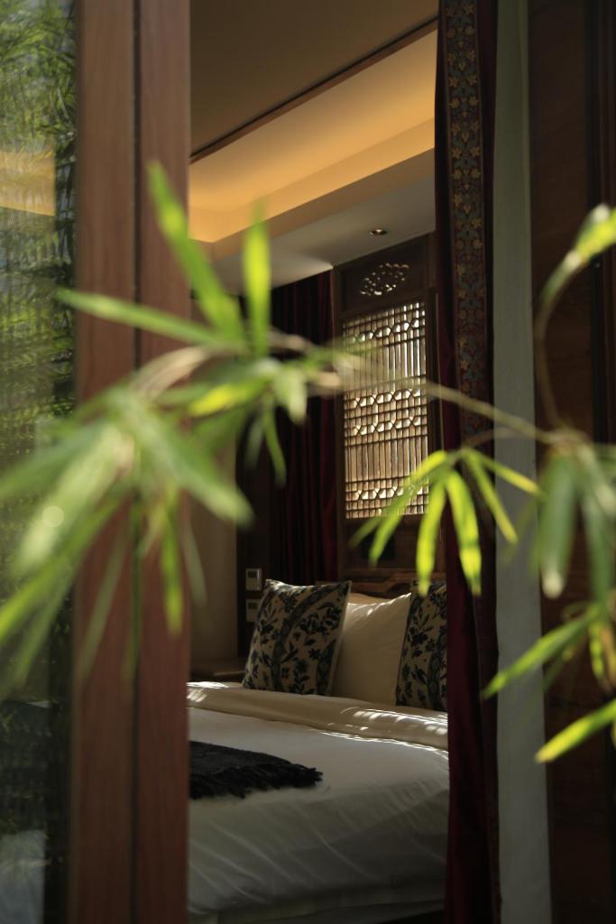 Сьюит (Люкс с гидромассажной ванной), Chuan Jia Courtyard Hotel