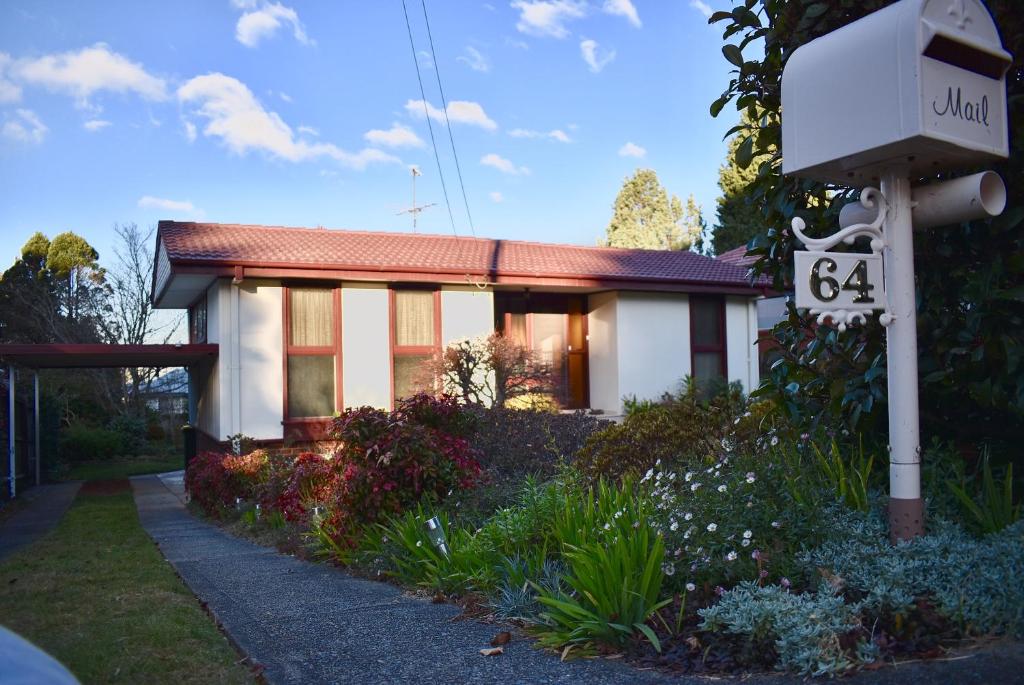 Three Sisters Garden Cottage