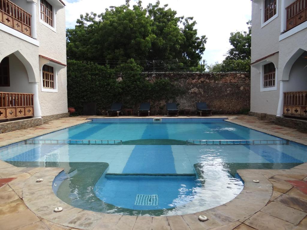 Diani Pearl photo 2
