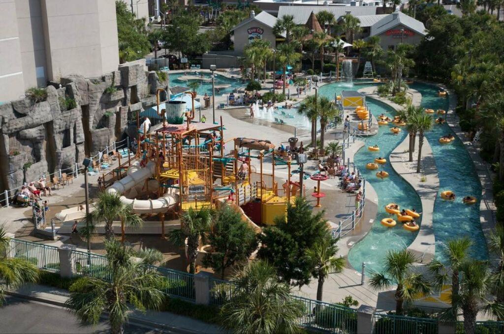 Sand Dunes Resort & Suites photo 3