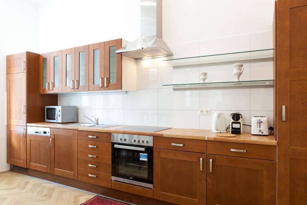 Апартаменты (Two-Bedroom Apartment Classic 3), Vienna-flats 13