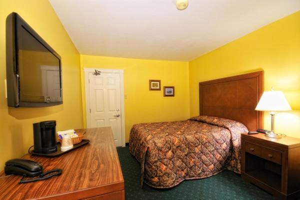 Driftwood Inn photo 1