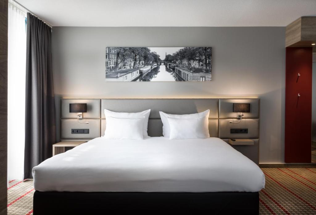 Двухместный (Номер Делюкс с кроватью размера «king-size»), Dorint Airport-Hotel Amsterdam