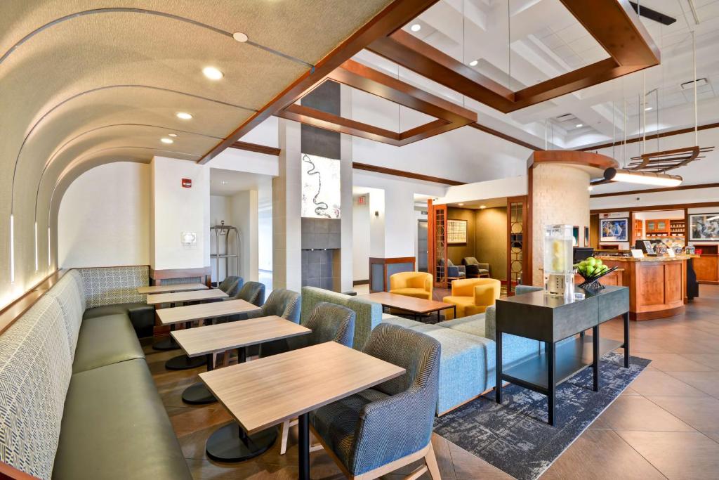 Hyatt Place Baton Rouge/I-10 photo 4